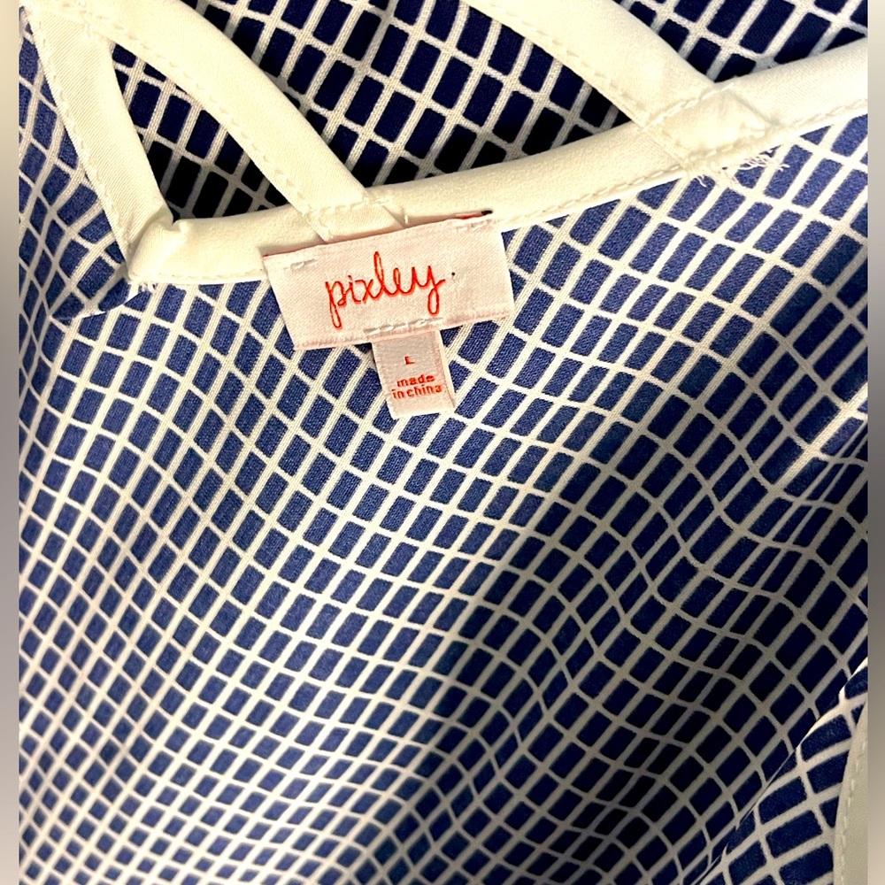 Tank for that zesty woman. Must be Fuego to wear this